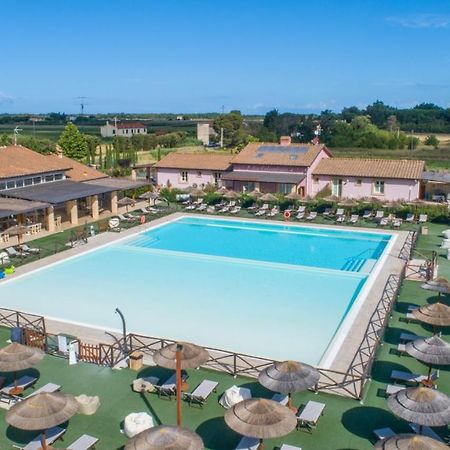 Aparthotel Fattoria Palazzeta - Pet & Family Friendly à Cecina  Extérieur photo