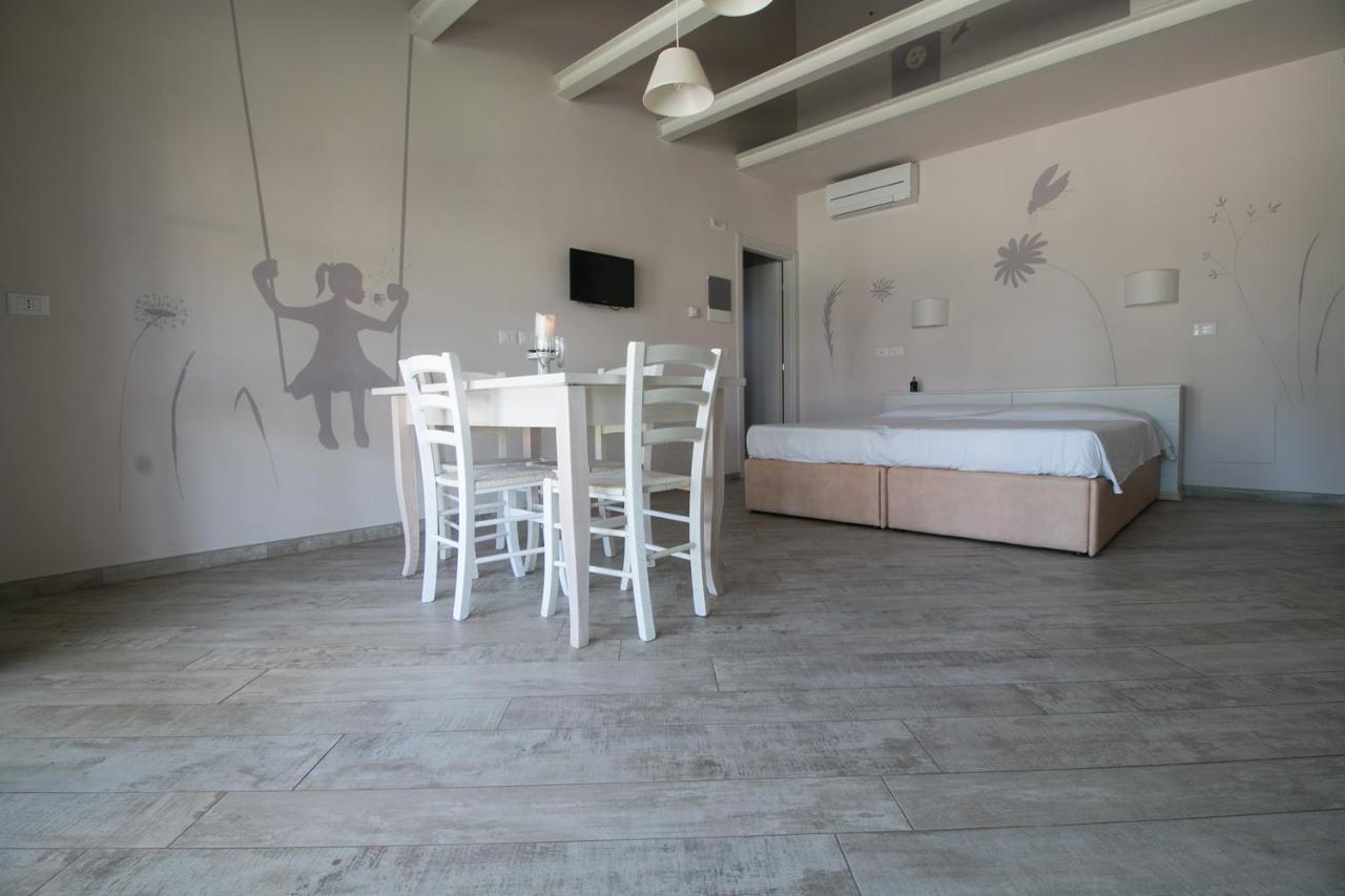 Aparthotel Fattoria Palazzeta - Pet & Family Friendly à Cecina  Extérieur photo